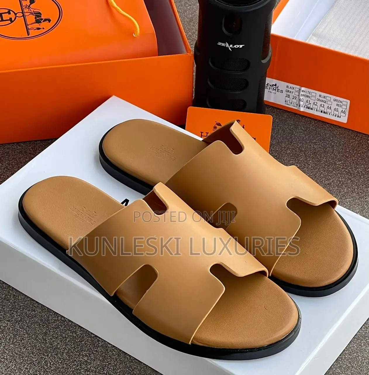 Original Hermes Men Leather Slippers Collections