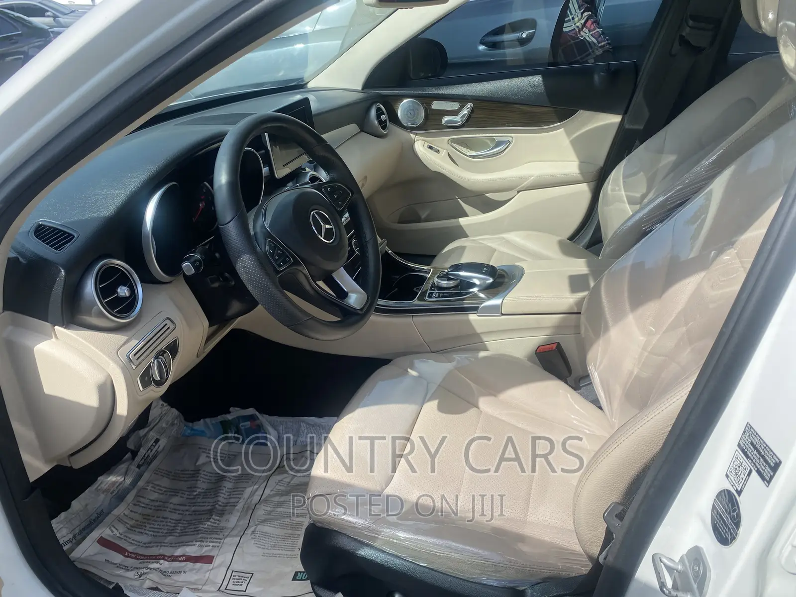 Mercedes-Benz C300 2016 White