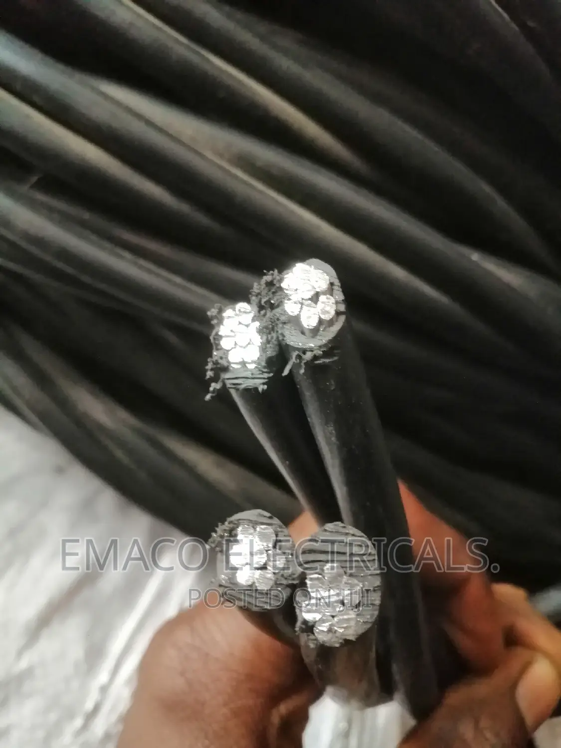25mm 4 Core Nexcab Recline Aluminium Cable