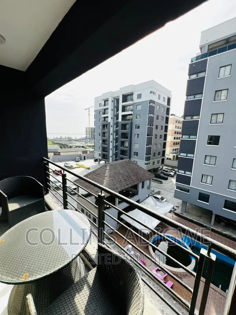 Luxurious 3 Bed Room Newly Built With Swimmin Pool -Vi