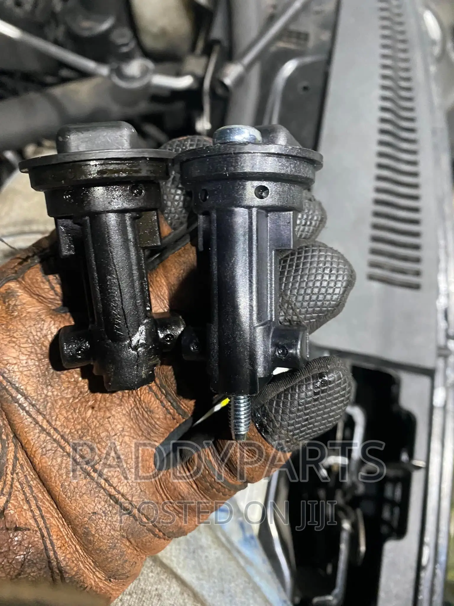 Jeep Cherokee Camshaft/Crankshaft Position Sensor