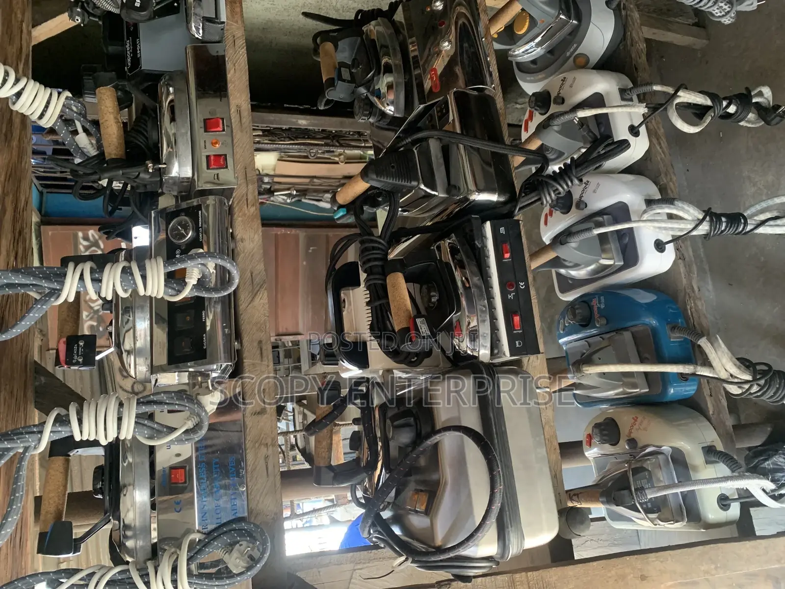 Industrial Irons for Laundry and Fashion