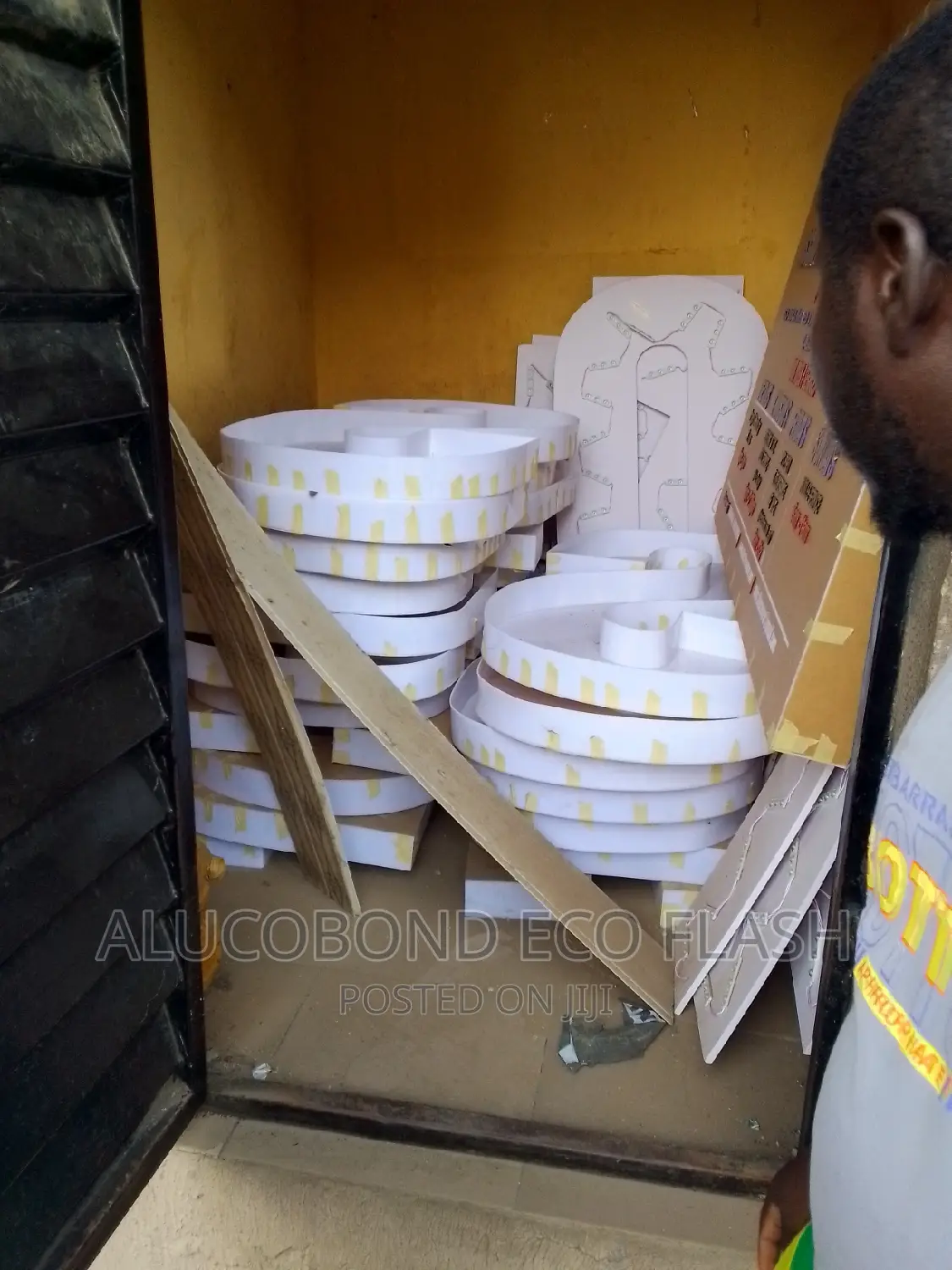 Signage Fabricator