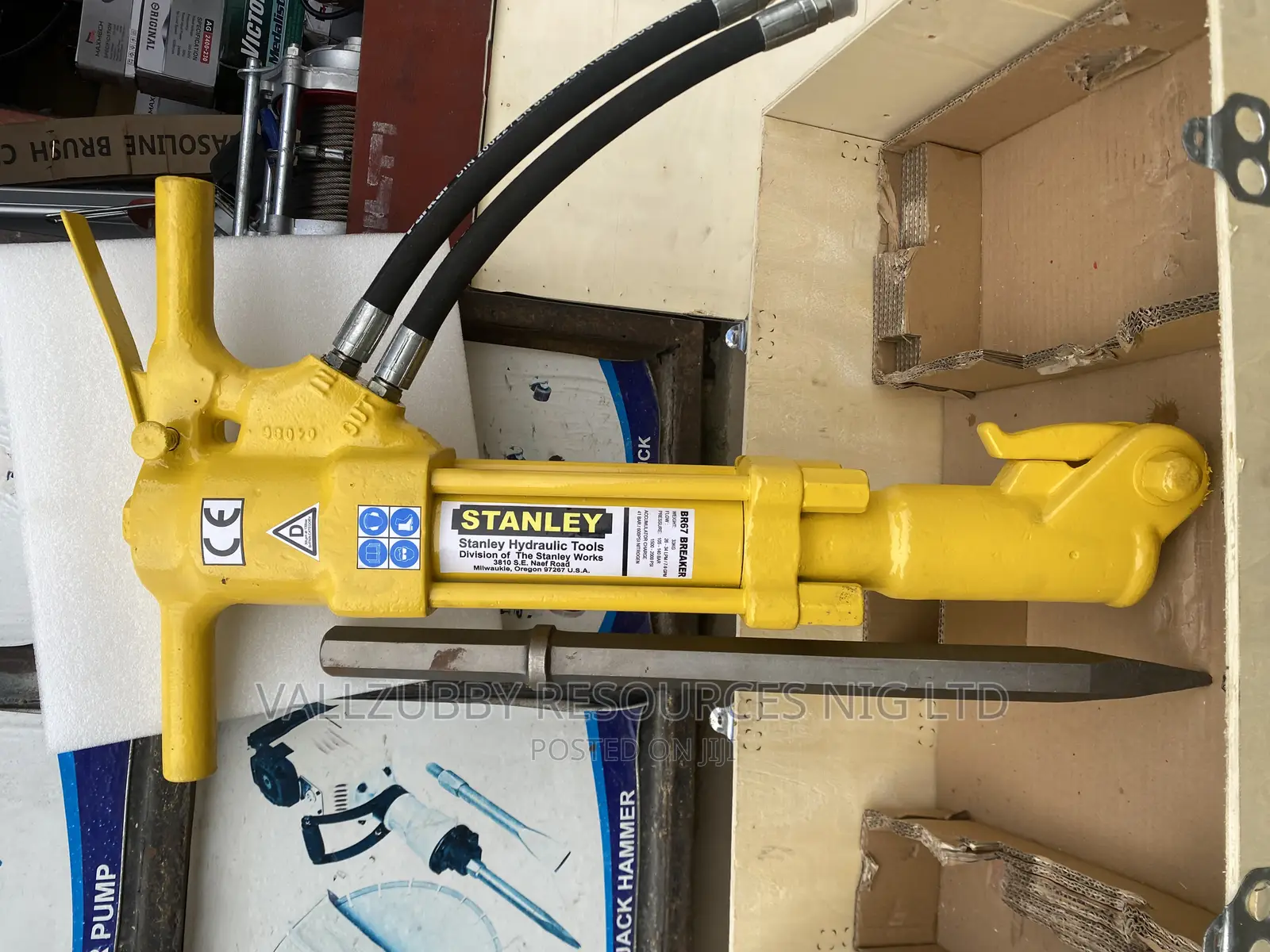 Hydraulic Jack Hammer or Pick Axe