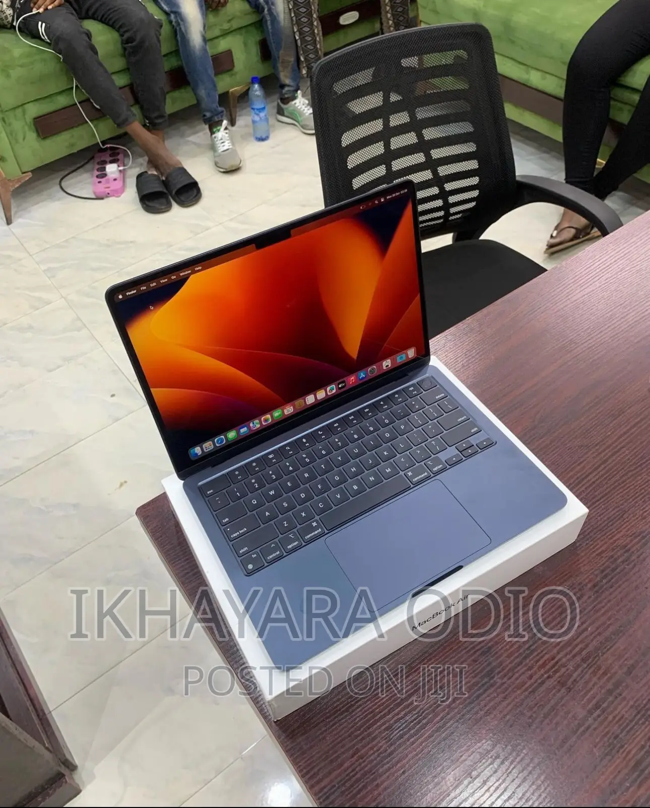 Laptop Apple MacBook Air 2022 M2 8GB Apple M2 SSD 256GB