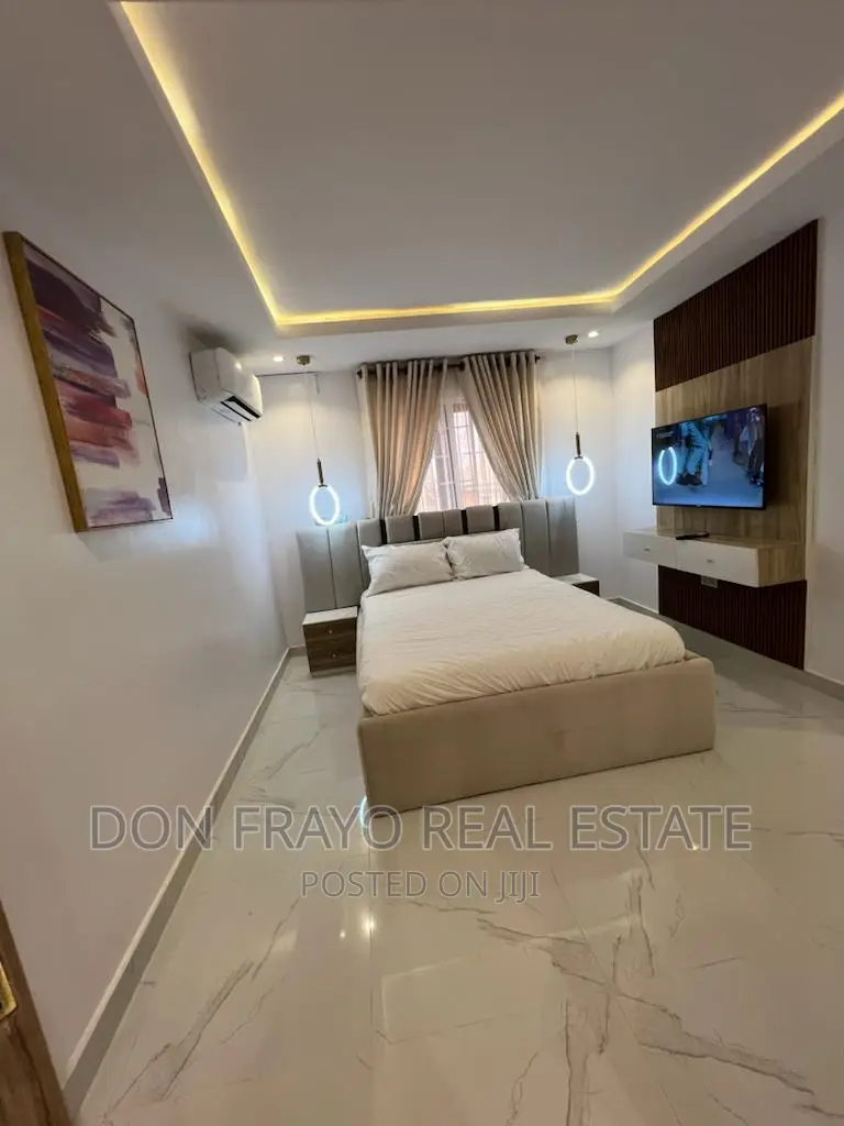 Luxury Room Parlor Shortlet Apartment in Ikolaba Estate Ib