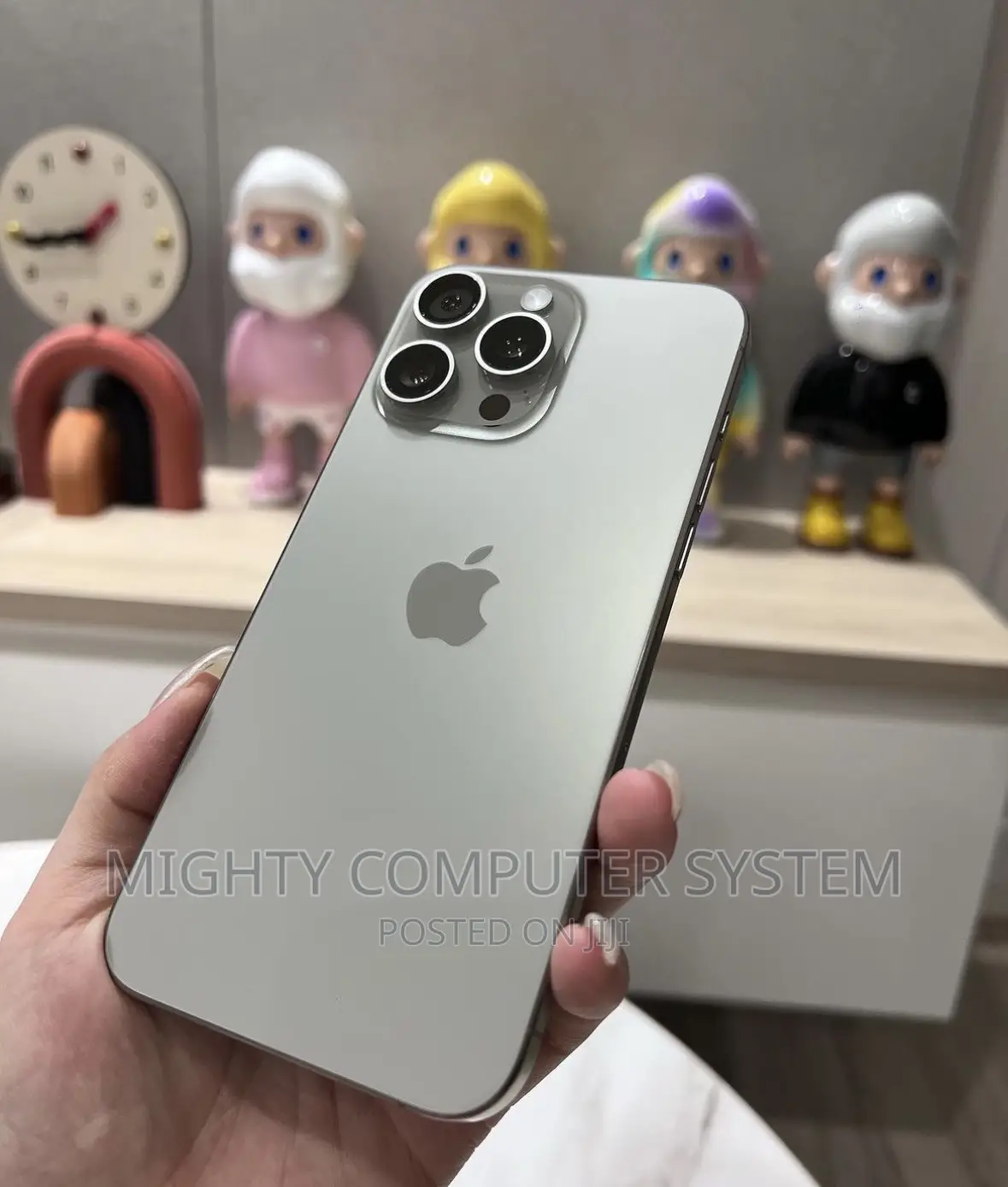 New Apple iPhone 15 Pro Max 256 GB Silver