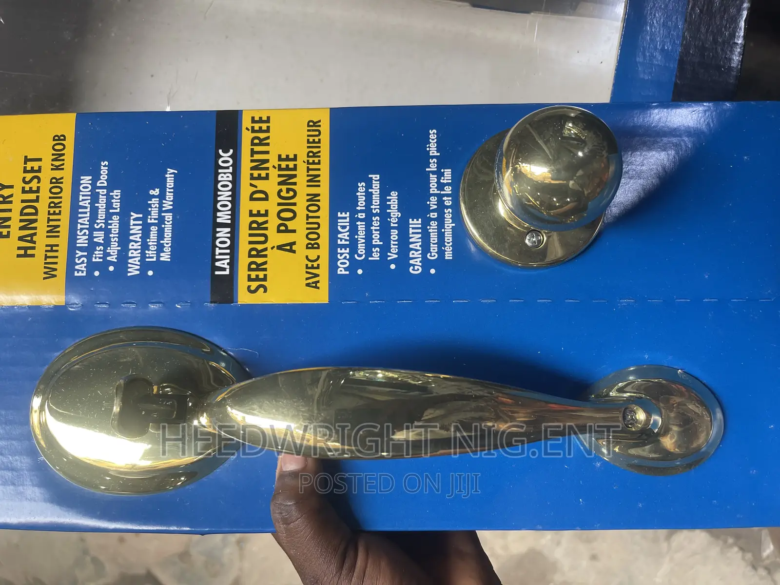 Weiser Brass Entry Handle Set With Interior Knob
