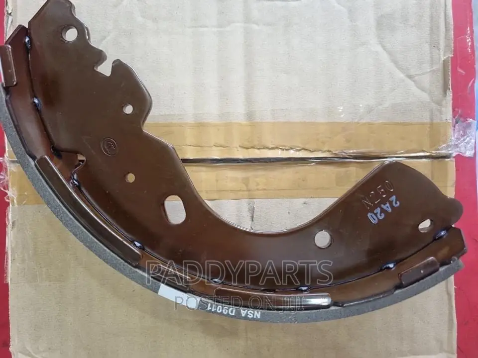 Nissan Navara Brake Shoe/Lining