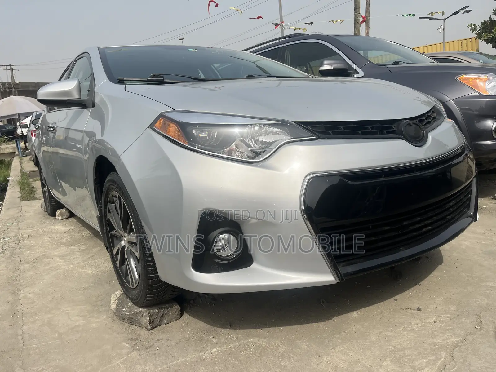 Toyota Corolla 2015 Silver