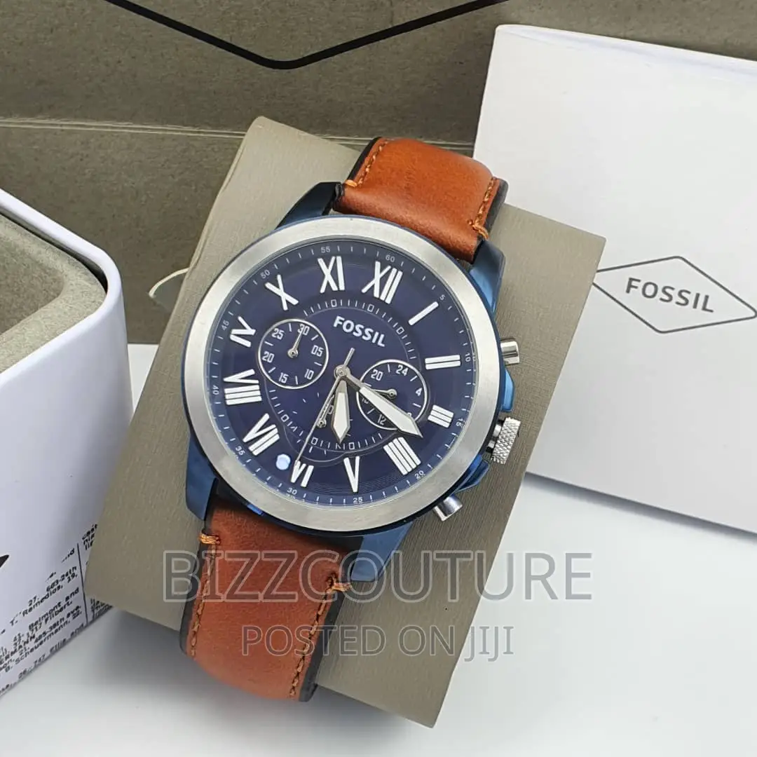 Original FOSSIL Leather Strap Watch Available in Store