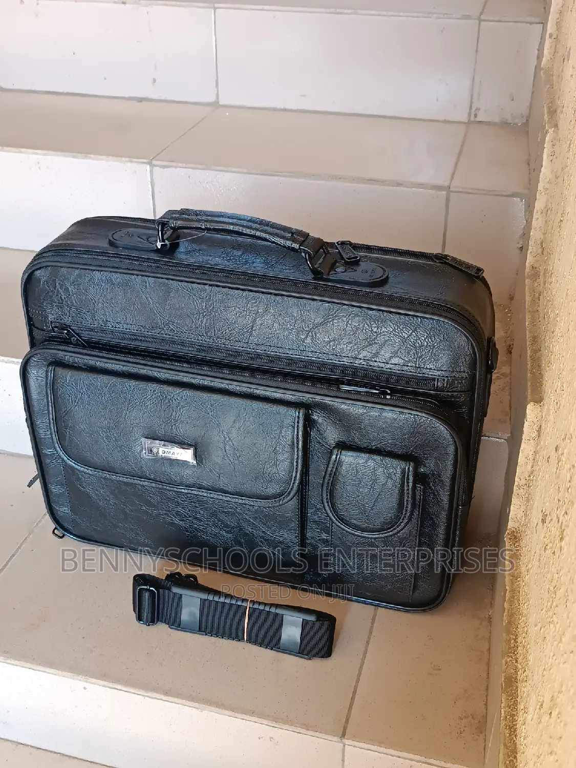 Big Omaya Men Leather Office, Laptop and Handbag