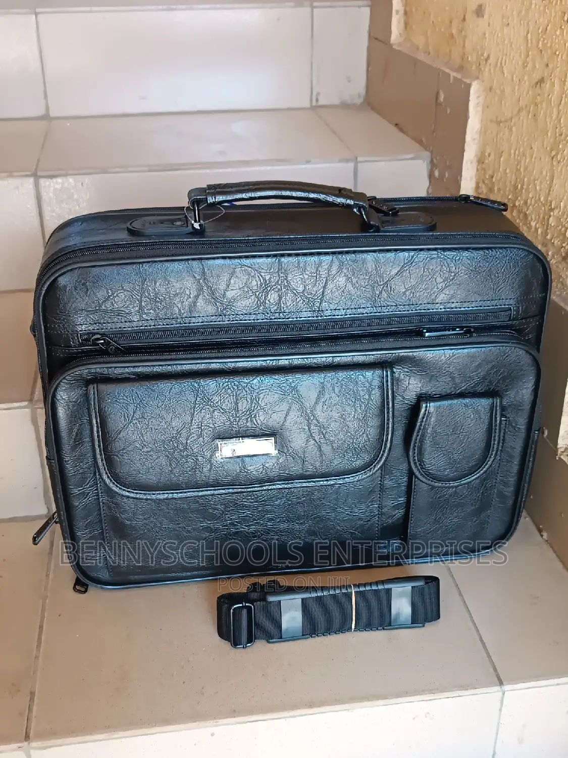 Big Omaya Men Leather Office, Laptop and Handbag