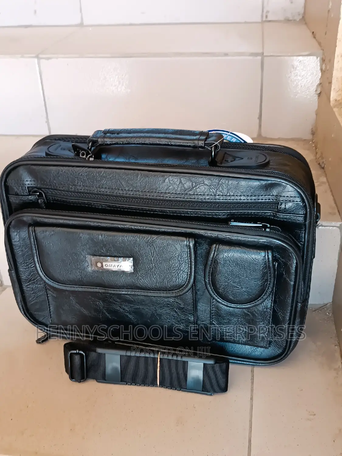 Small Omaya Men Leather Office, Laptop and Handbag