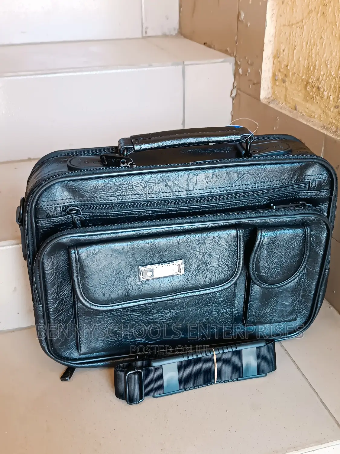 Small Omaya Men Leather Office, Laptop and Handbag