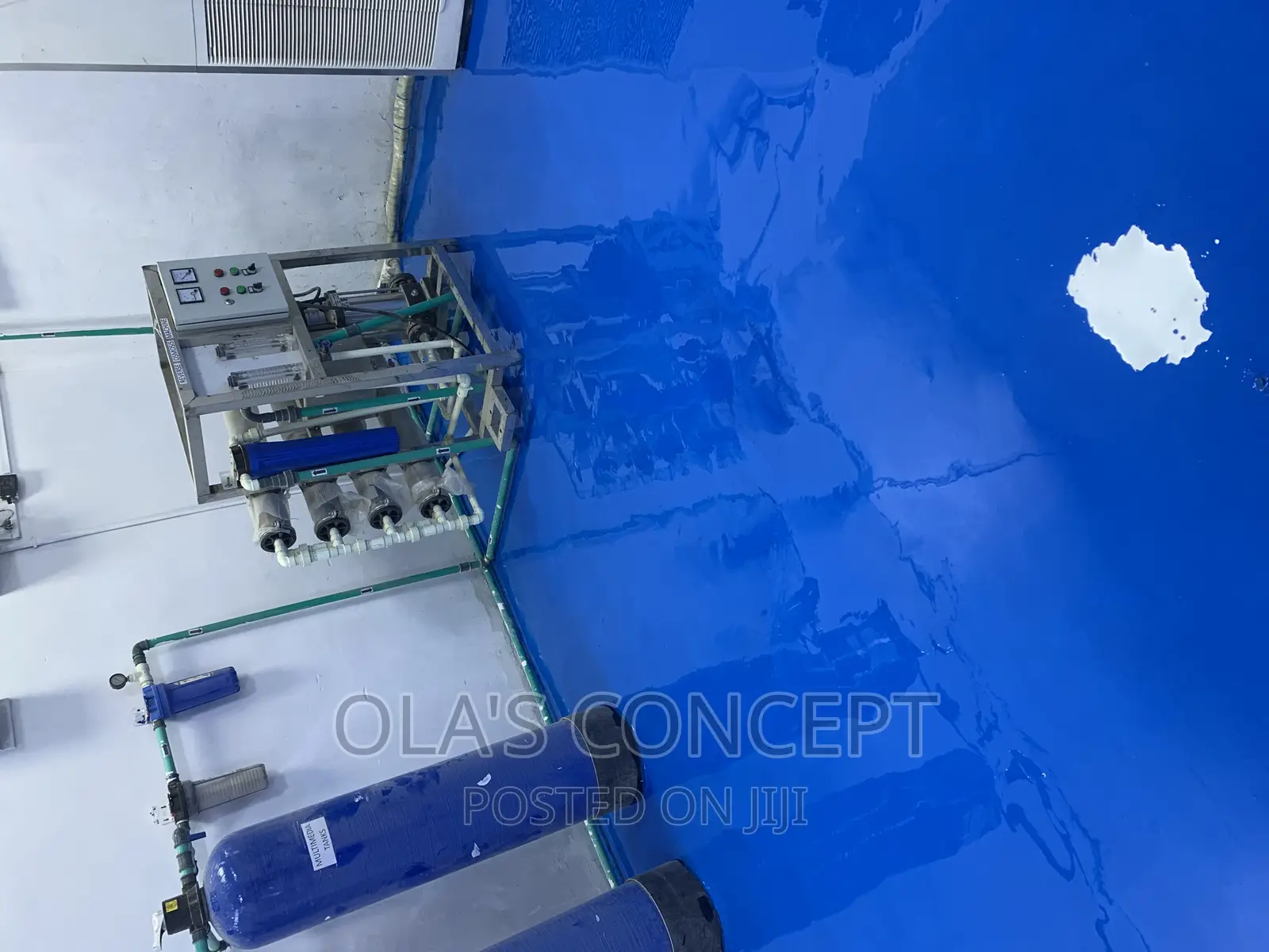 Glossy Blue Epoxy Flooring
