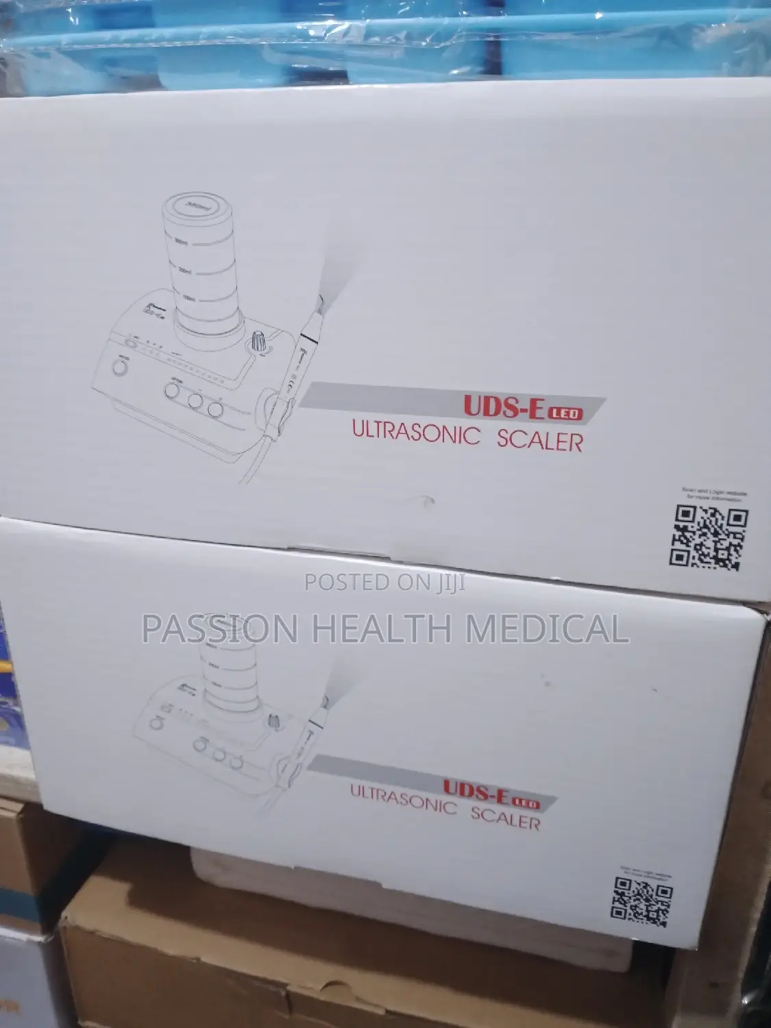 Ultrasonic Scaler With Water Tank