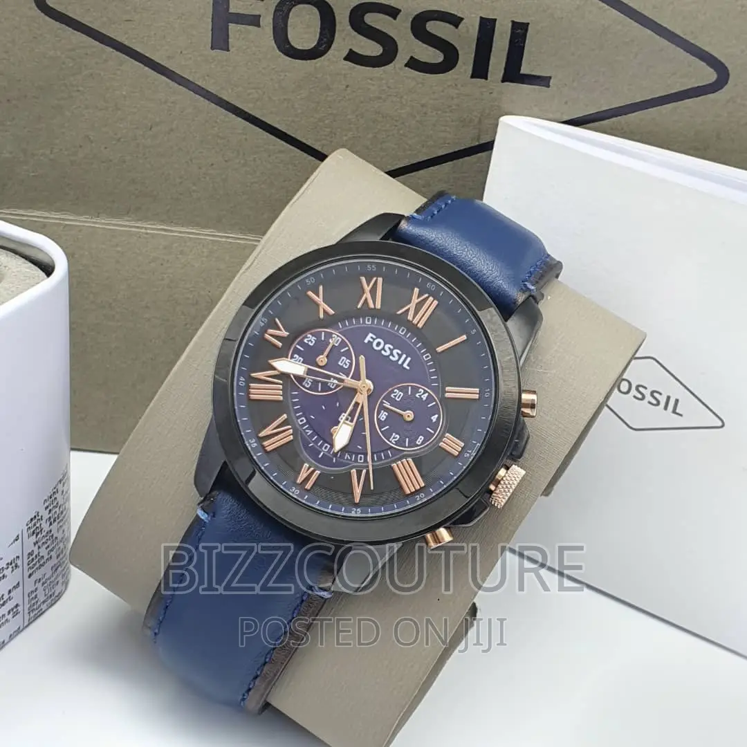 Original FOSSIL Leather Strap Watch Available in Store