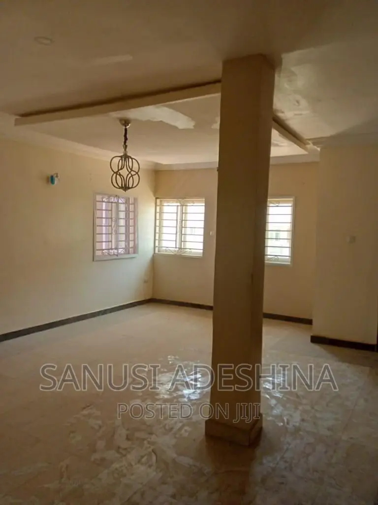 4bdrm House in Citec Mbora Fct, Life Camp for sale
