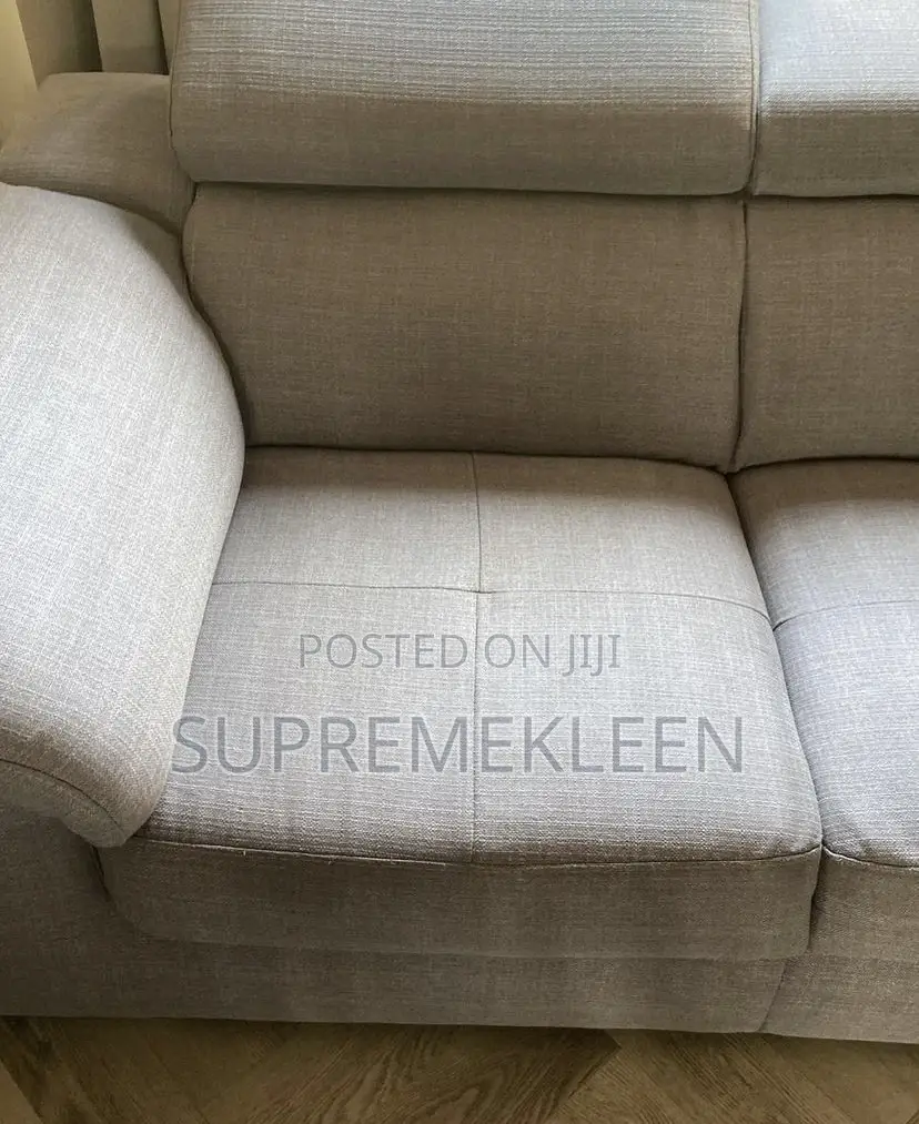 Send a Dm for Your Upholstery and Rug Cleaning Service