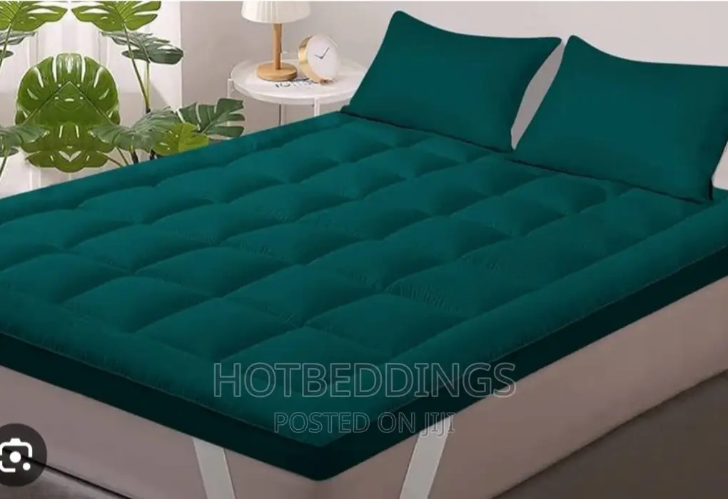 Green Colour Mattress Topper