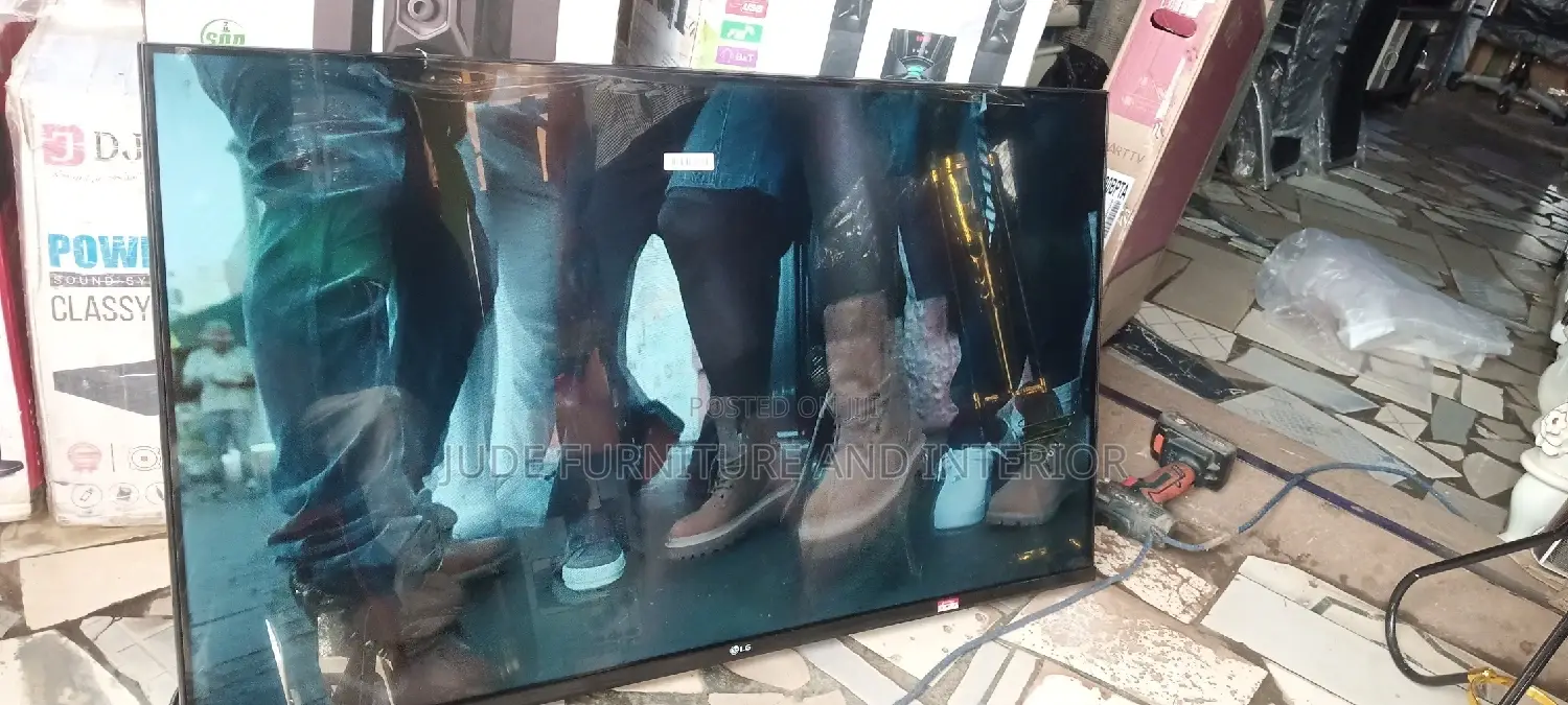 Brand New Lg 49inch Frameless Tv