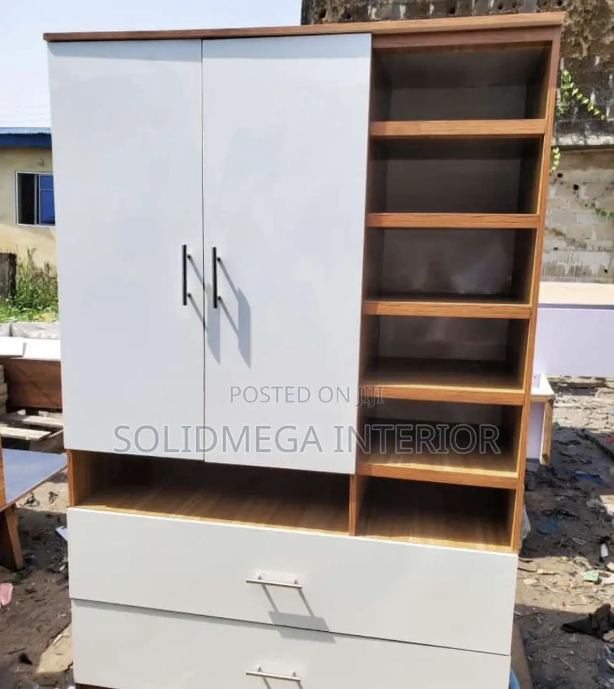 Solid Interior Wallrobe’S