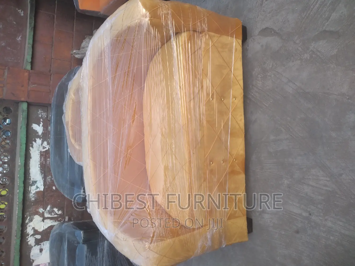 Quality Double Seater Ulphostery Padded Fabric Sofa Chair