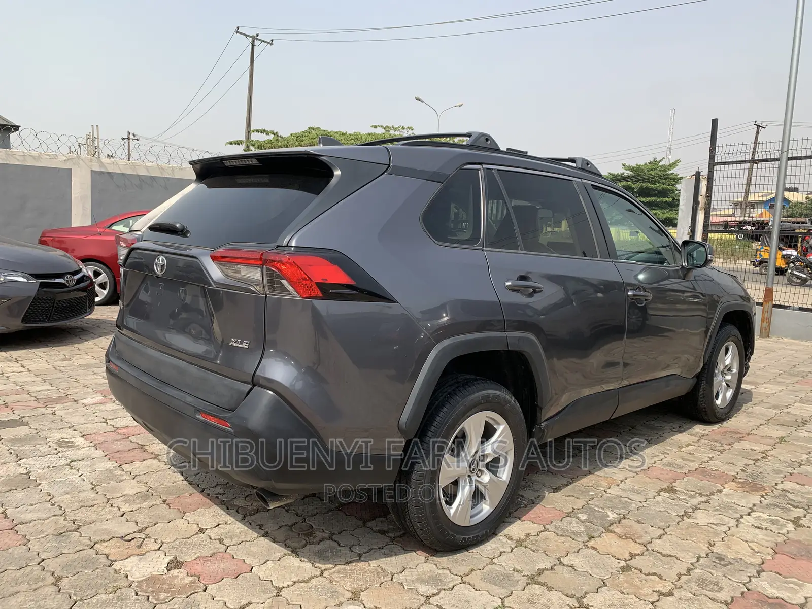 Toyota RAV4 Limited AWD 2020 Gray