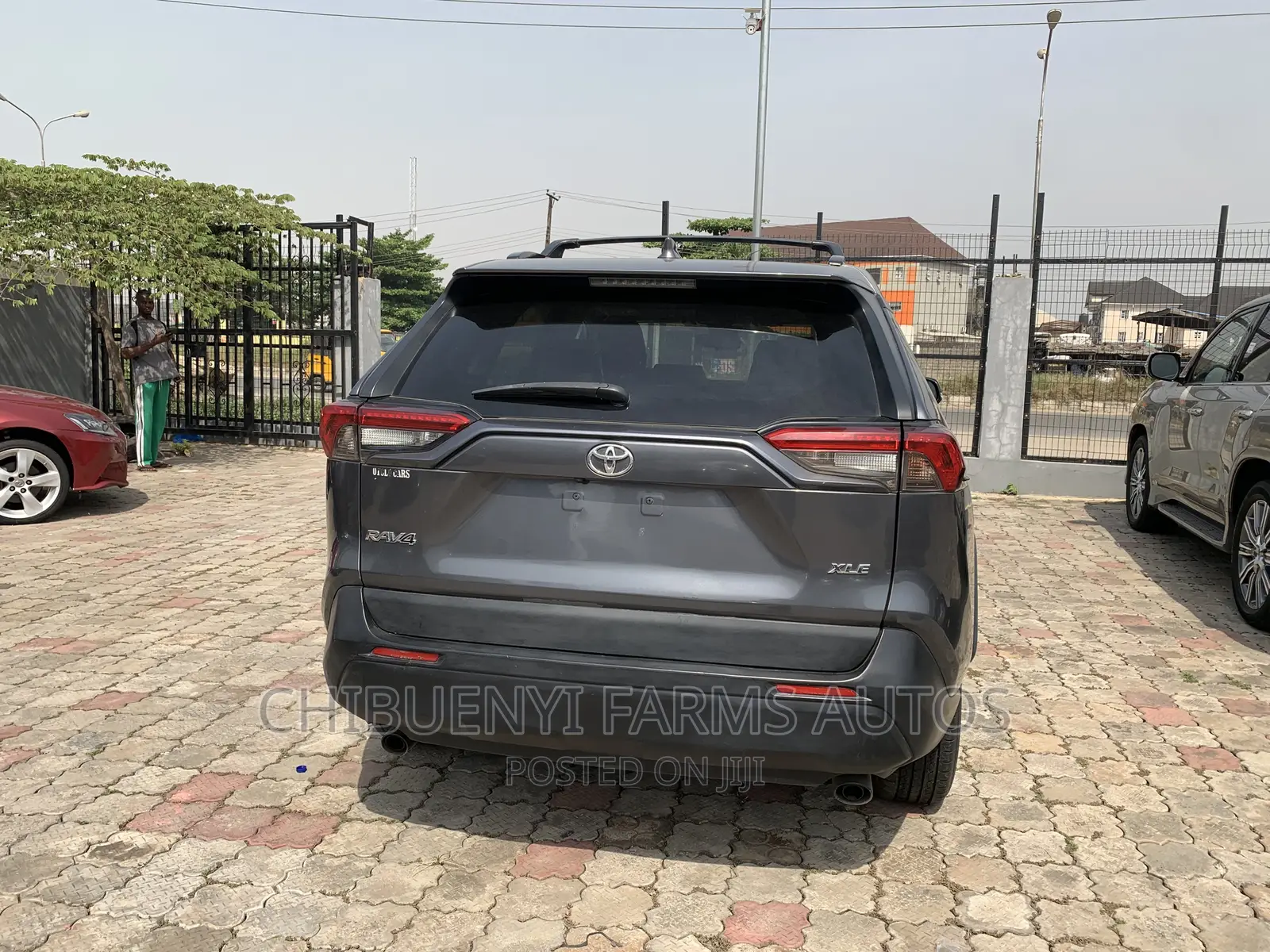 Toyota RAV4 Limited AWD 2020 Gray