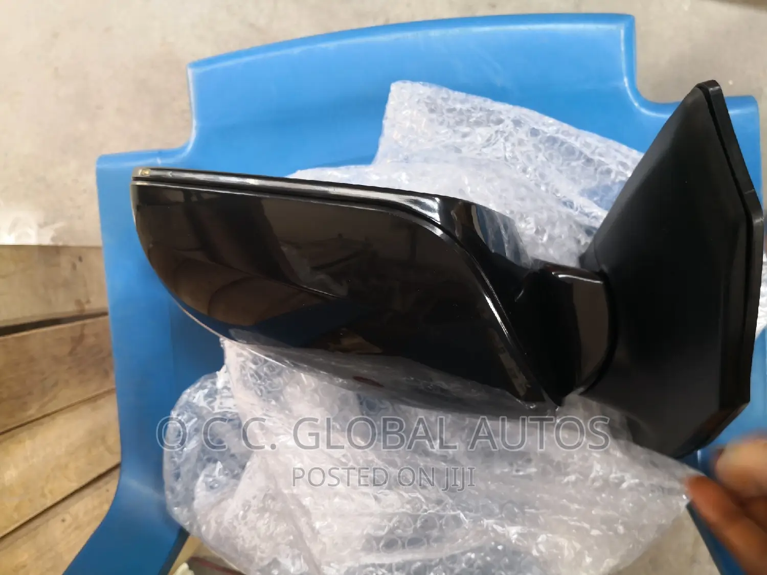 Side Mirror With Light for All Cars Available