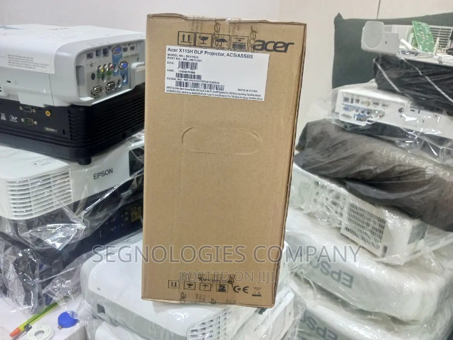 Brand New Acer X115H 3300 Lumens DLP Projector