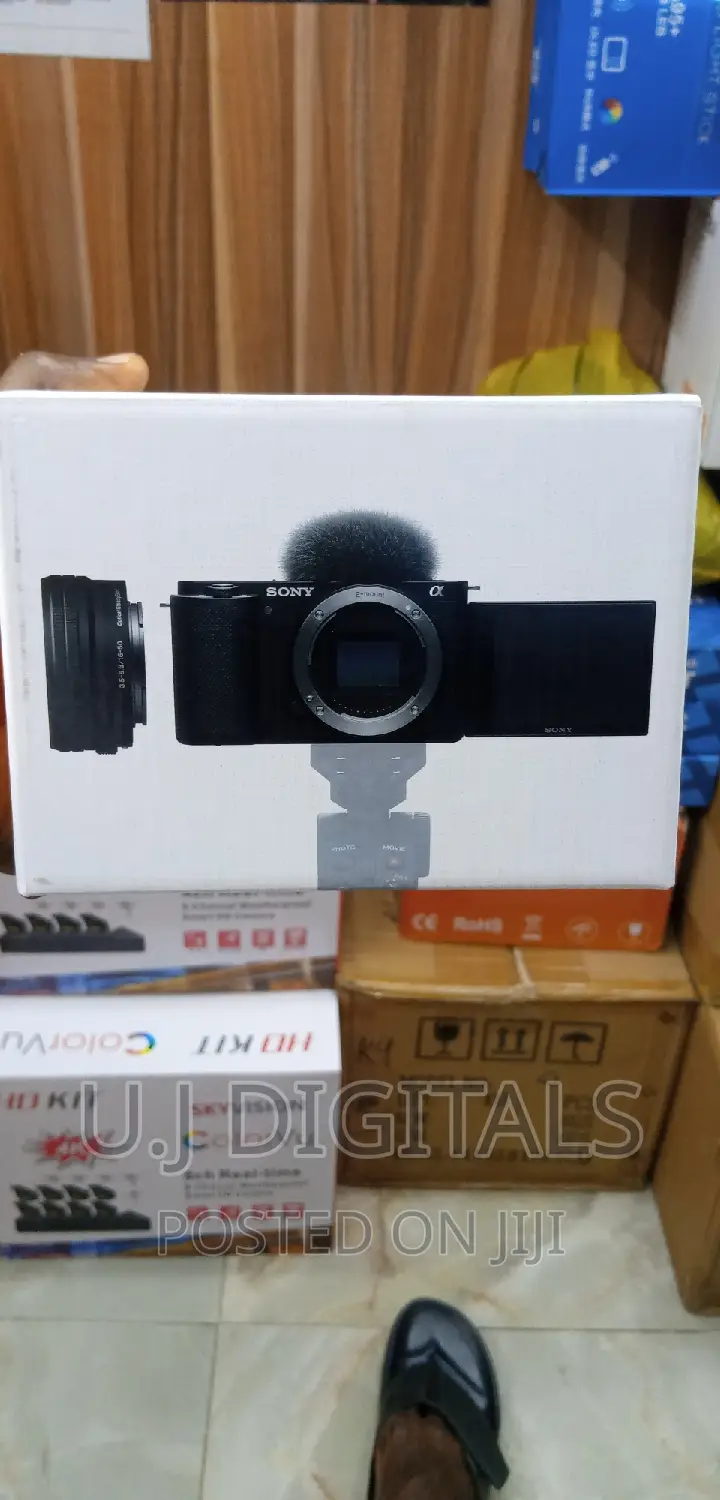 Sony ZV E10 Mirrorless Camera
