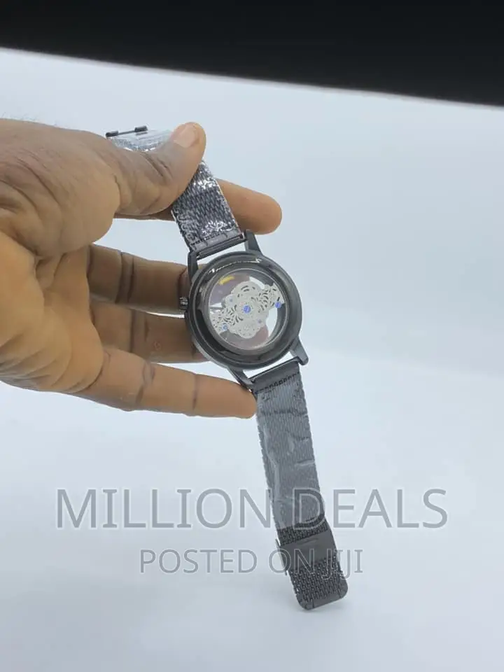 Meshed Black Strap Men's Wrist Watch