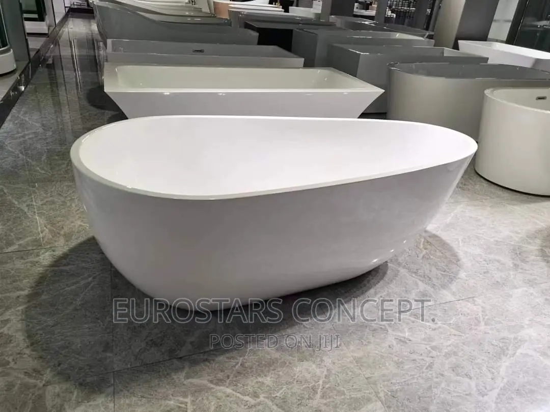 Free Luxury Bath Tub