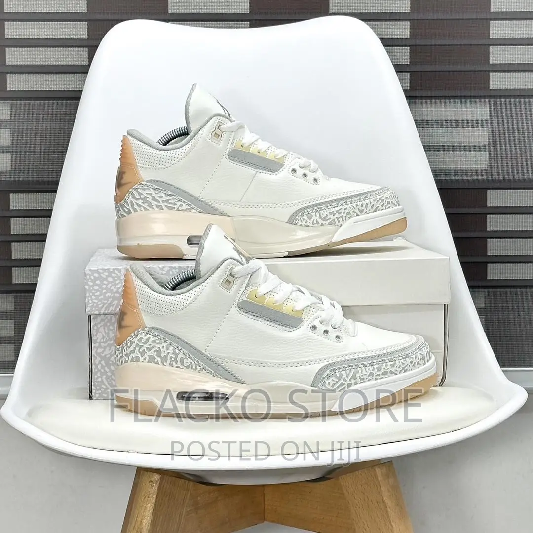 Original Air Jordan 3 Craft Ivory Sneakers