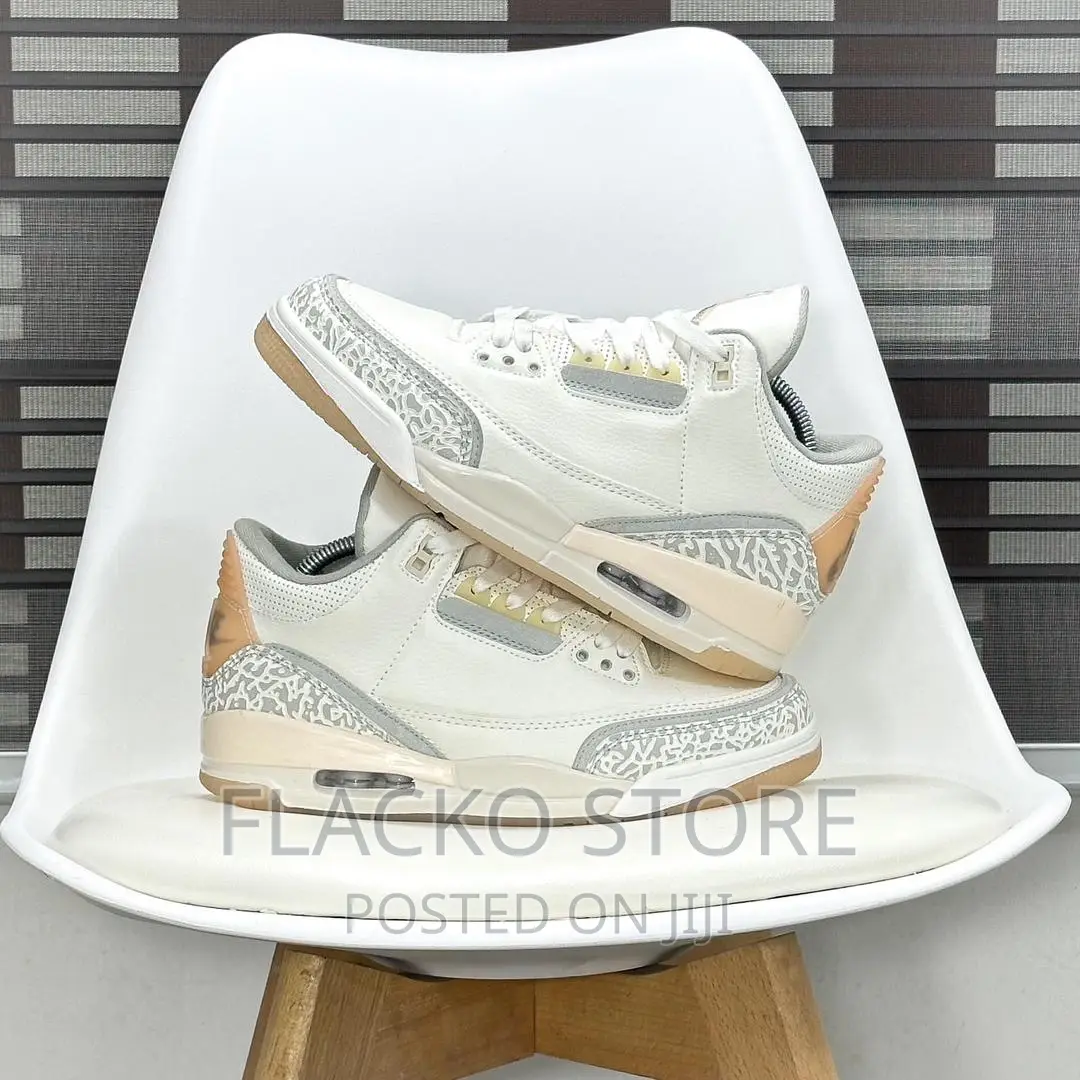 Original Air Jordan 3 Craft Ivory Sneakers