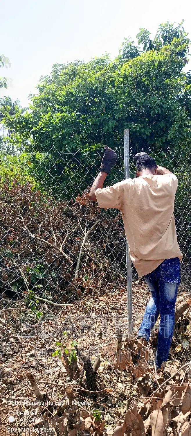 Chain Link Farm Fencing With Straightened Wire