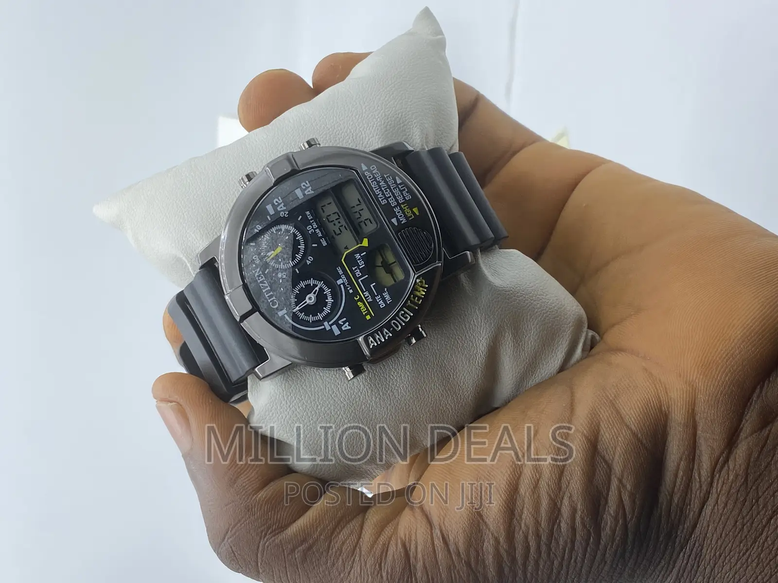 Luxury Rubber Strap Men’S Wrist Watch