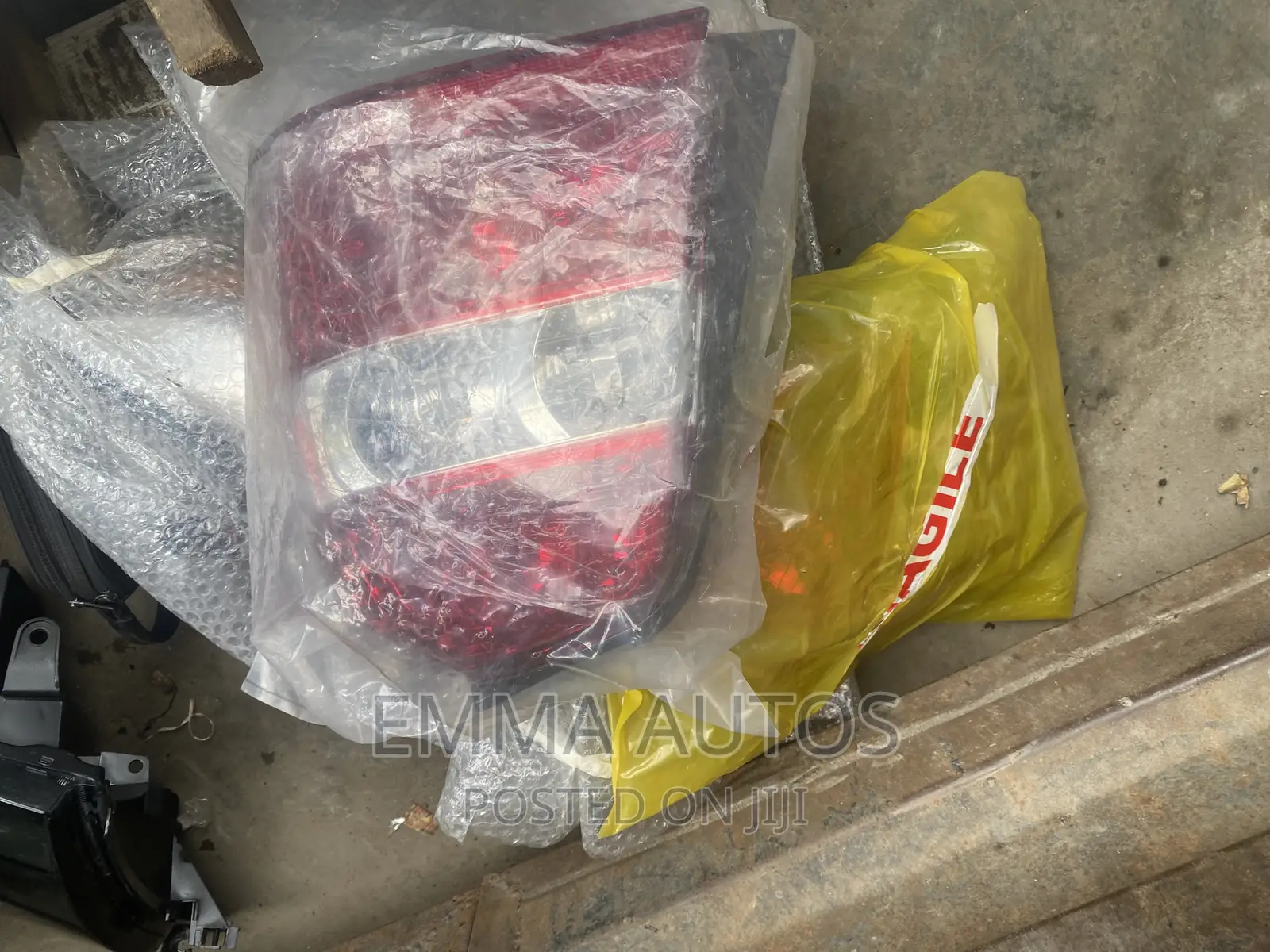 Back Light Toyota Highlander 2003-2005 Model Availabl