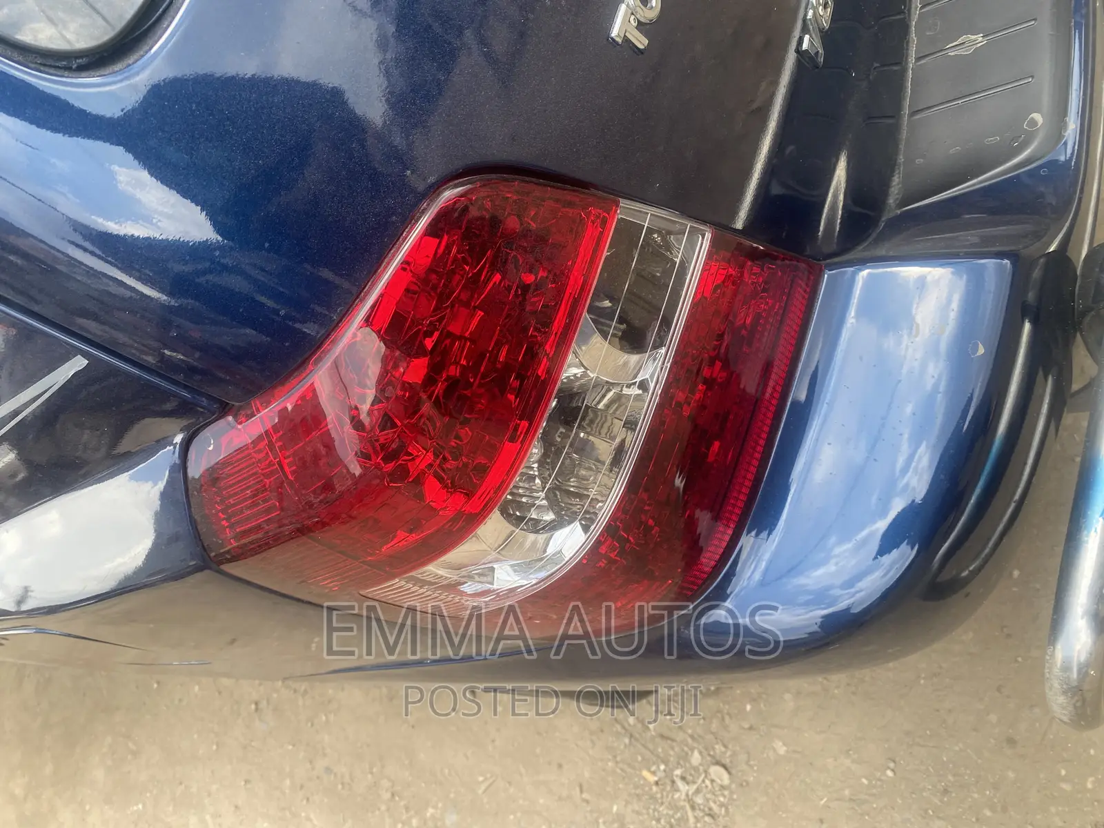 Back Light Toyota Highlander 2003-2005 Model Availabl