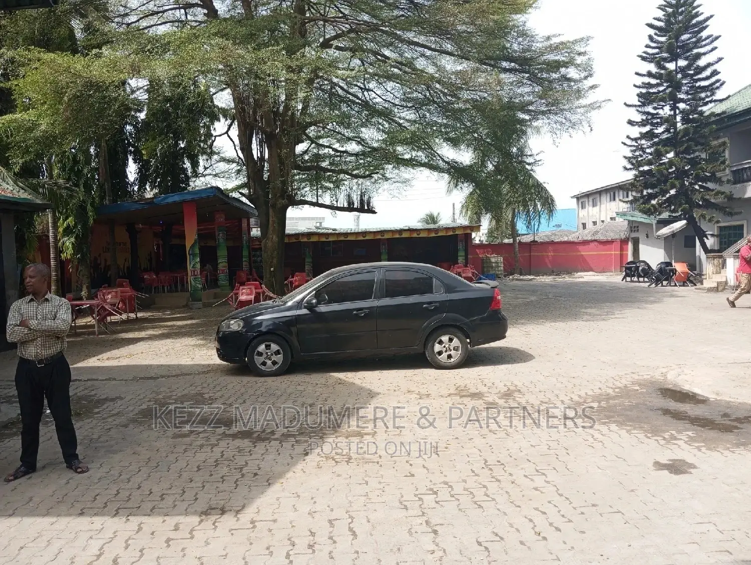 For Sale Functional Bar With 11 RMS Hotel