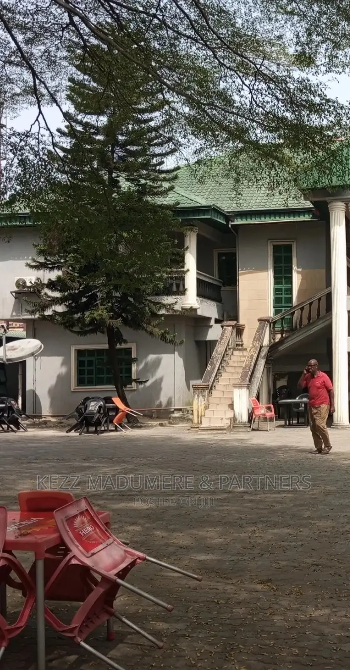 For Sale Functional Bar With 11 RMS Hotel