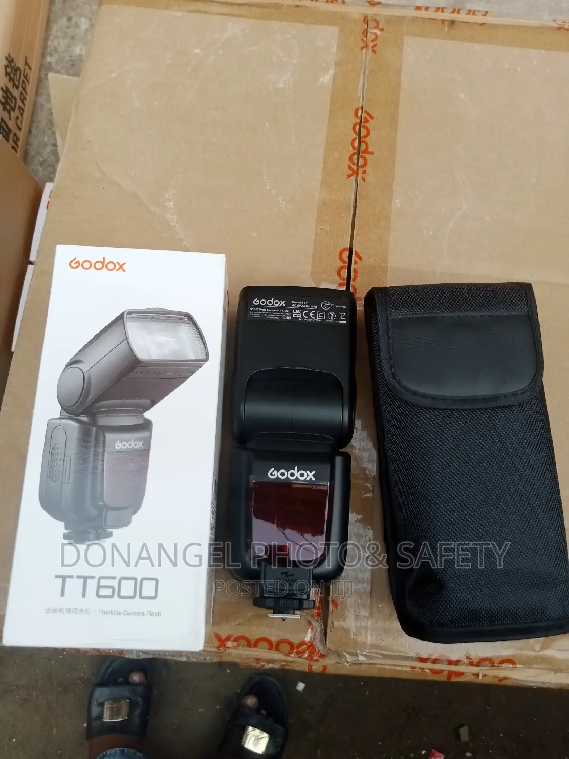 TT600 Camera Flash