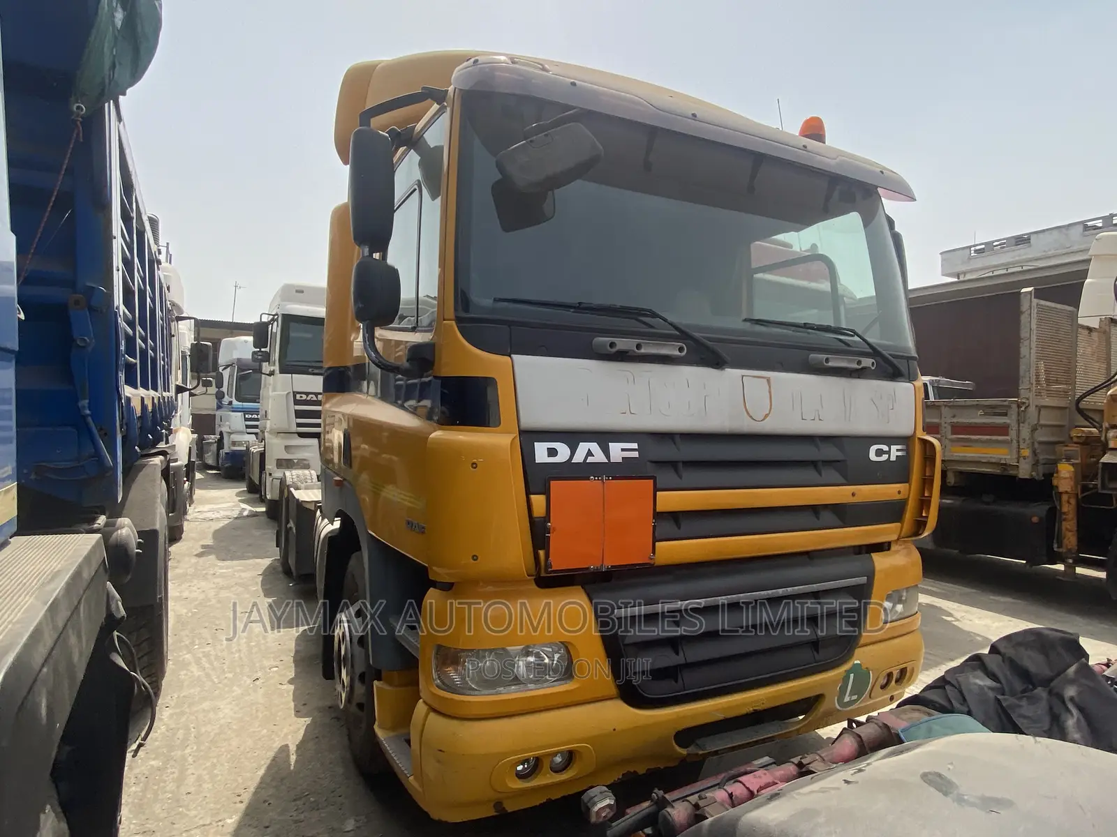 DAF Cf85 Yellow