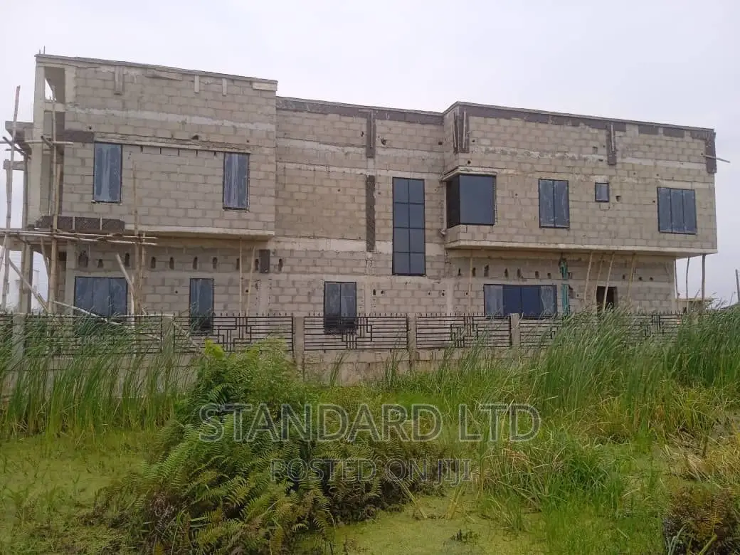 Block Laying and Concrete Work (Mason)