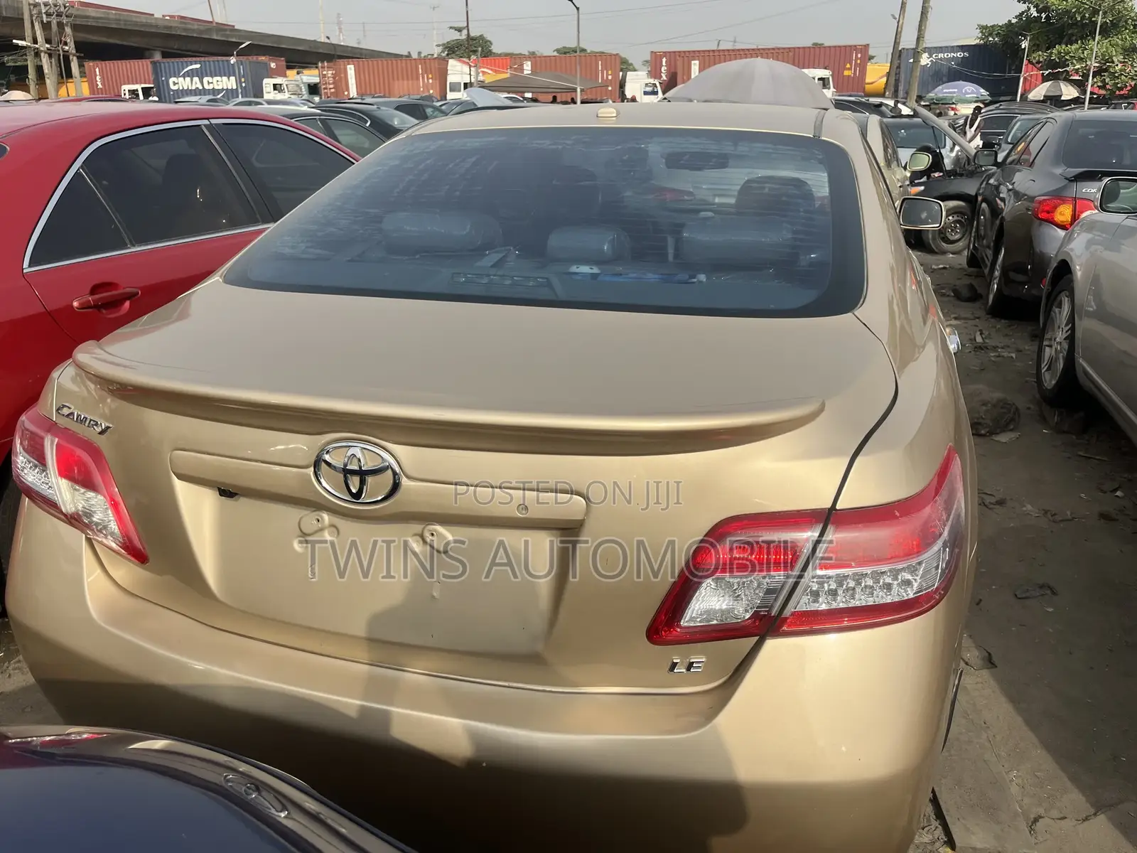 Toyota Camry 2010 Gold
