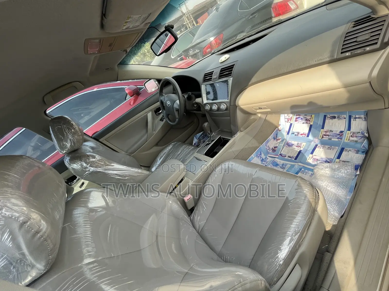 Toyota Camry 2010 Gold