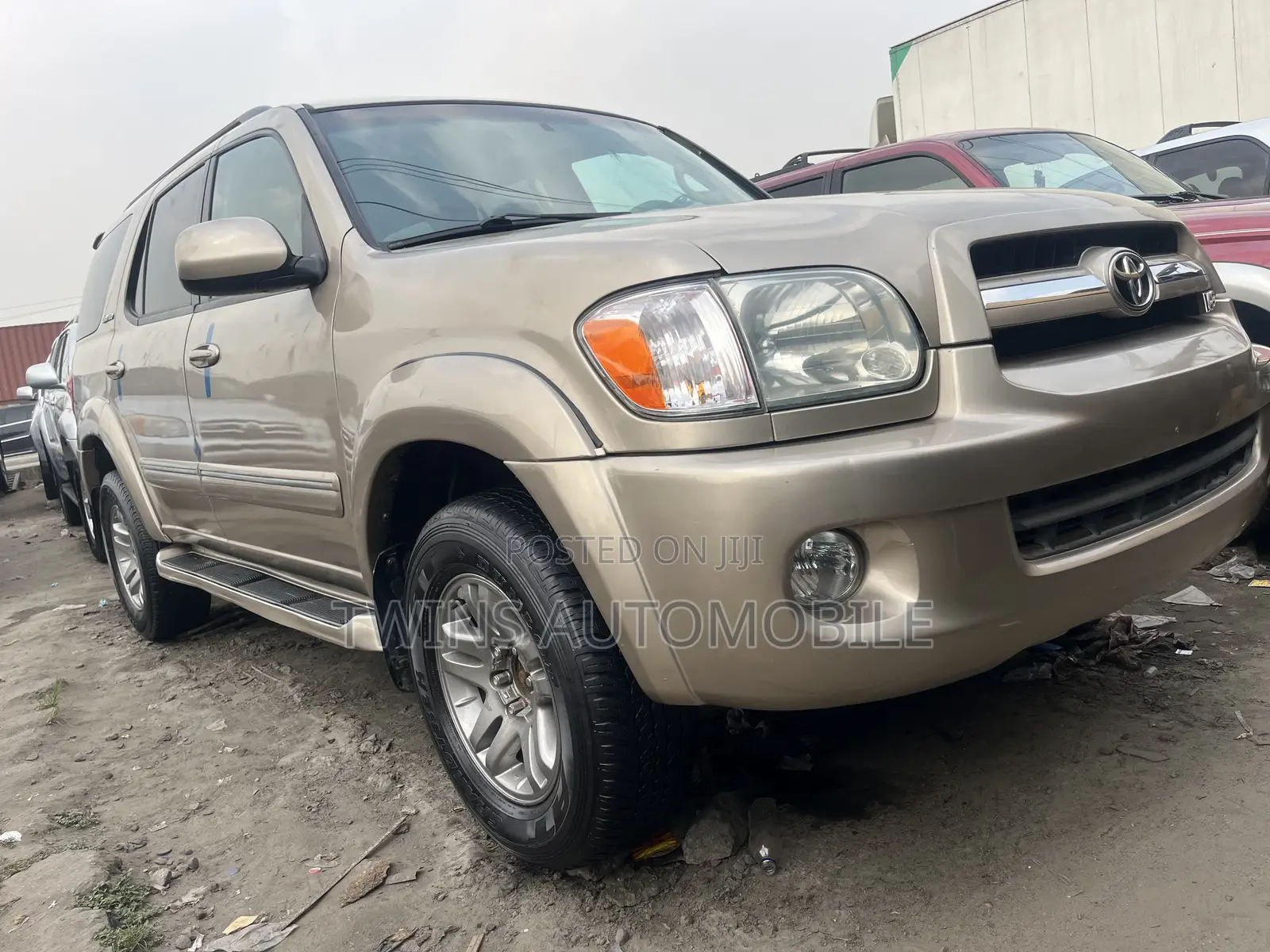 Toyota Sequoia 2007 Gold