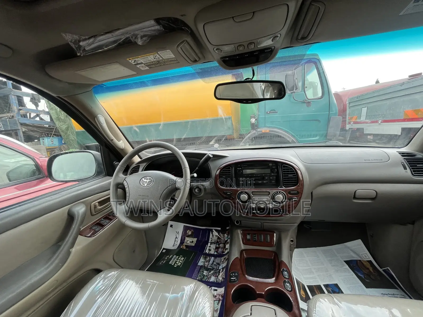 Toyota Sequoia 2007 Gold